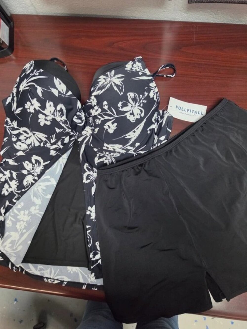 New Fullfitall 2 piece swimsuit size 22